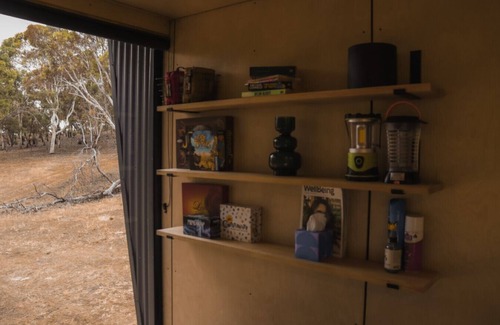Muchea Cabin | Dylan the tiny cabin in Chittering