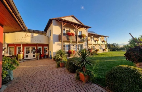 Bad Waltersdorf House | DZ Märchenwald ab 7 Nächte Halbpension - Hotel-restaurant Teuschler-mogg