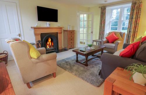 Glenisla House | Eagle Glen Cottage