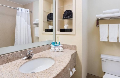 Pecos Hotel | Eagle NestInn