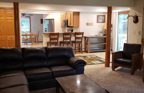Eagle River Cabin | Eagle River Cabin. Close to Public Beach, Boat Landing, Downtown, & Trails!