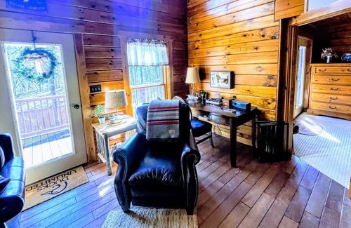 Sybertsville Cabin | Eagle Rock Cabin - 2 Blocks to the Lake ***Must be Eagle Rock property owner***