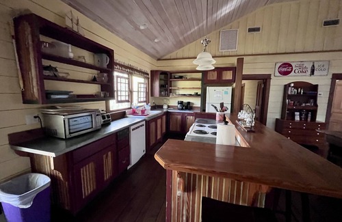 Sapelo Island House | Eagle's Nest Sapelo Island, beach, nature & comfort