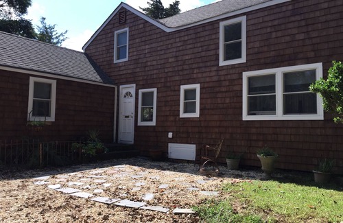 East Hampton North House | East Hampton artist retreat, short walk to Town, shopping and restaurants.