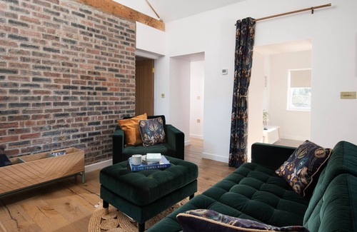 Belford Cottage | East Lodge, Home Farm - holiday home that sleeps 5 guests in 2 bedrooms