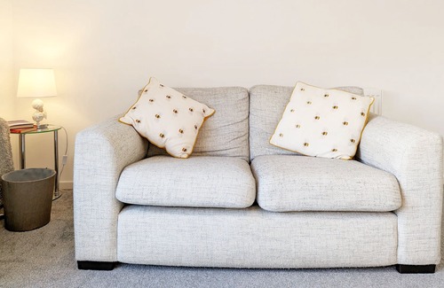 Portsmouth Cottage | Eastern Road, Portsmouth - a flat that sleeps 4 guests in 2 bedrooms