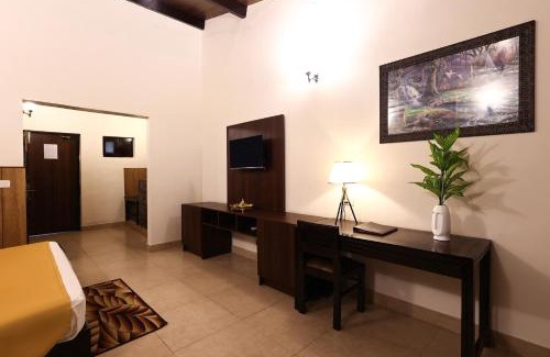 Lansdowne Hotel | ECKO Kasang Regency Hill Resort