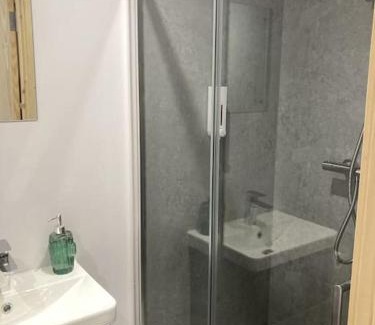 Norton Disney House | Eco-friendly Cabins Cabin 3