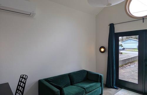 Beaumont - Wilshire Apartment | Eco-friendly Tiny Home in Alberta Arts District