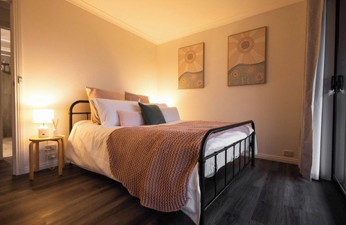 Latrobe Other | Eco Olive Grove Retreat w/Outdoor Bath & 270° Deck — Near Latrobe Biking Trails