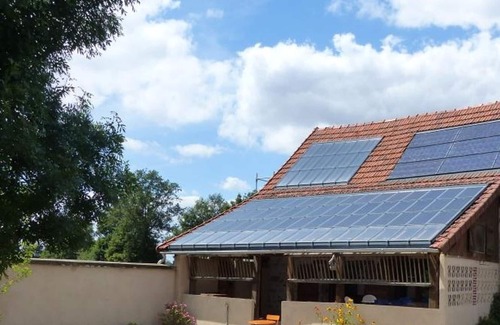 Blomard Cottage | Eco-restored farmhouse with garden, children's games and parking near Néris les Bains
