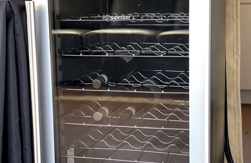 Morgan Cabin | Eco-suites with scenic views & walking trails