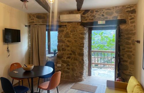 Panton Villa | Ecolagar O Barqueiro