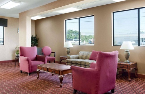 Greenville Hotel | Econo Lodge Greenville