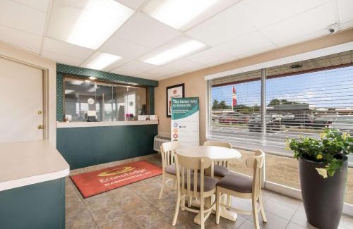 Washington Hotel | Econo Lodge North Washington