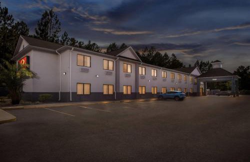 Jesup Cabin | Econo Lodge