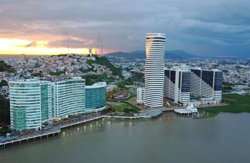 Las Penas Apartment | Ecuabook Edificio Riverfront II Piso 9 - Suite 911-2 con Acceso Área Social