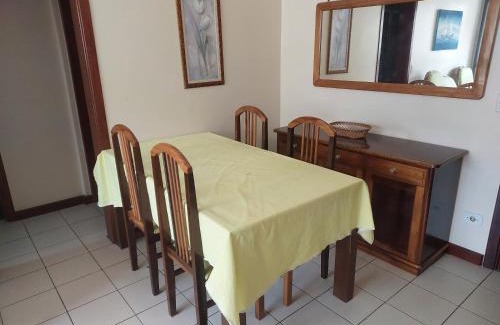 Praia Grande Apartment | Edf phalas apt a 200 metros da praia