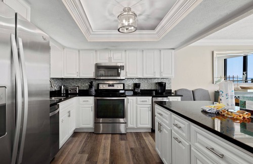 Panama City Beach Condo | Edgewater Tower III #1212 - Rooftop Deck!