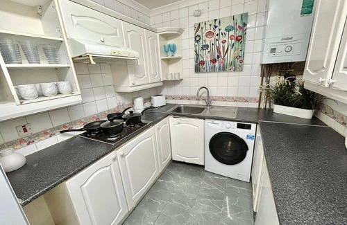 Bryanston and Dorset Square Apartment | Edgware Road Beautiful Family Apartment