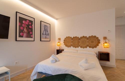 Valladolid City Centre Apartment | Edificio Correos by Plaza Mayor Apartamentos