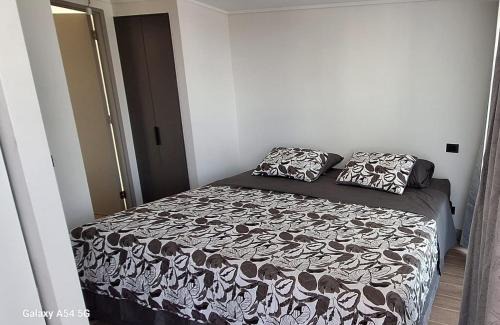 Las Rejas Apartment | Edificio o2