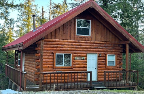 Edna Bay House | Edna Bay Cabins