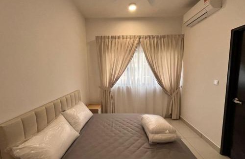 Petaling District Apartment | edusentral prince suits