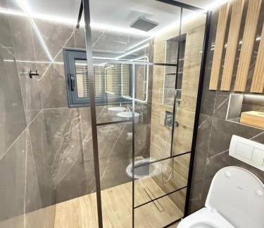 Katerini Apartment | Efesou Large Apartment