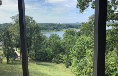 Shell Knob House | Effie's - An inviting home with lovely views of Table Rock Lake