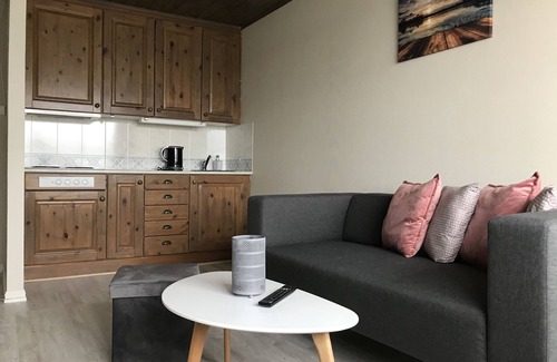 Nesset Hotel | Eidsvåg Fjordhotell