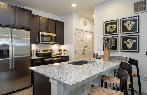 Austin Apartment | EightyOne10 1BD 2 - One Bedroom Apartment, Sleeps 2