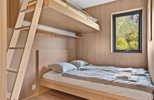 Vagan House | Eksklusiv hytte i naturskjønne omgivelser, Lofoten