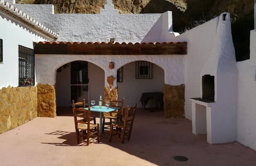 Guadix Cottage | El Algarrobo cave house A magical place