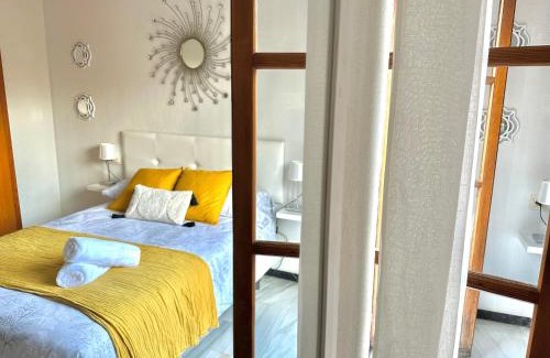 Distrito Centro Apartment | El Balcón del Templo Romano