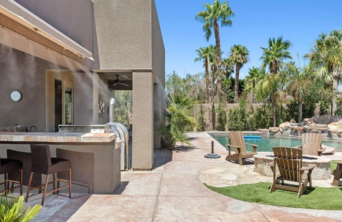 Rancho Santana House | El Dorado, A Contemporary Home in a Gated Community