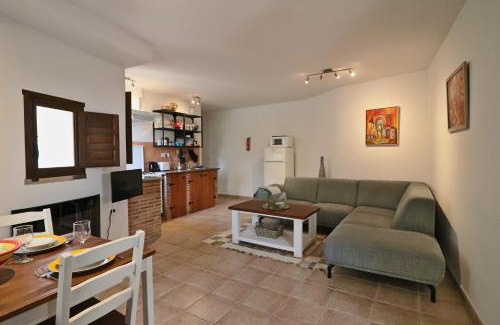 Algarinejo Apartment | El Granero at Molino la Ratonera