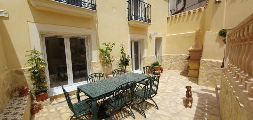 Oria House | El Jardin Secreto