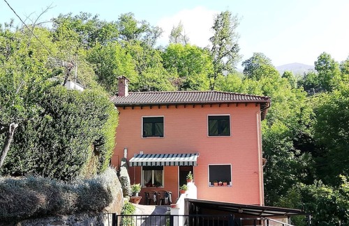 Villar de Pineres Apartment | El Lagar Renovated apartment in Aller