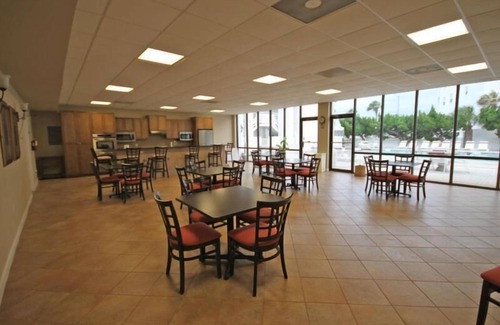 Fort Walton Beach Condo | El Matador 335 - FREE TICKETS! Your stay includes free tickets to many area attractions!