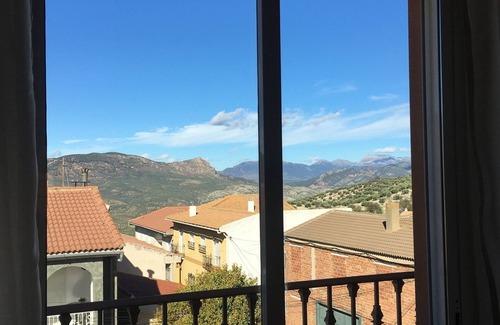 Noalejo Apartment | El Mirador de Sierra Mágina. 25' from Granada and Jaén. Ideal hiking routes