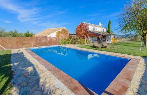 Algarinejo Villa | El Morrón Algarinejo by Ruralidays