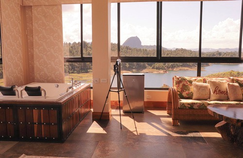 Guatape Hotel | EL NIDO HOTEL GUATAPE