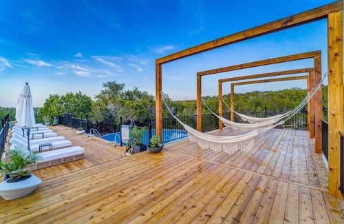 Dripping Springs House | El Nopal | Pet-Friendly Tipi + Pool Access
