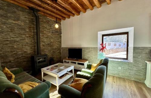 Castronuevo de Esgueva House | El Páramo