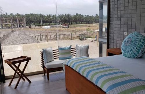 Cojimies House | El Paraíso Cojímies - Casa con piscina frente a playa privada