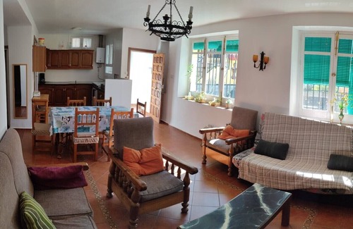 Guejar Sierra House | El Ventorrillo, accommodation for 10 people.