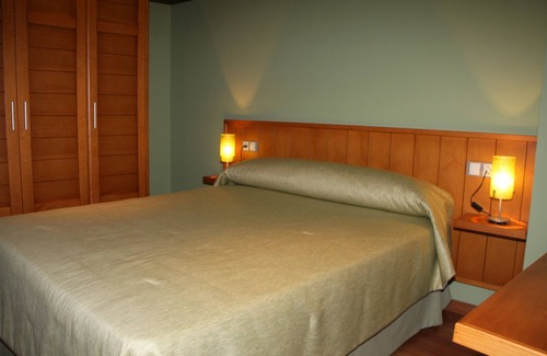 Campo de Criptana Apartment | EL YELMO DE MAMBRINO HOUSE - SOLANO (Maximum 2 adults + 2 children)