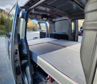 Bergen City Centre Other | Electric London Black Minicamper