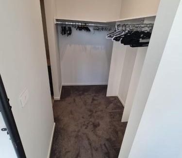 Delacombe House | Electro Nest Stay
